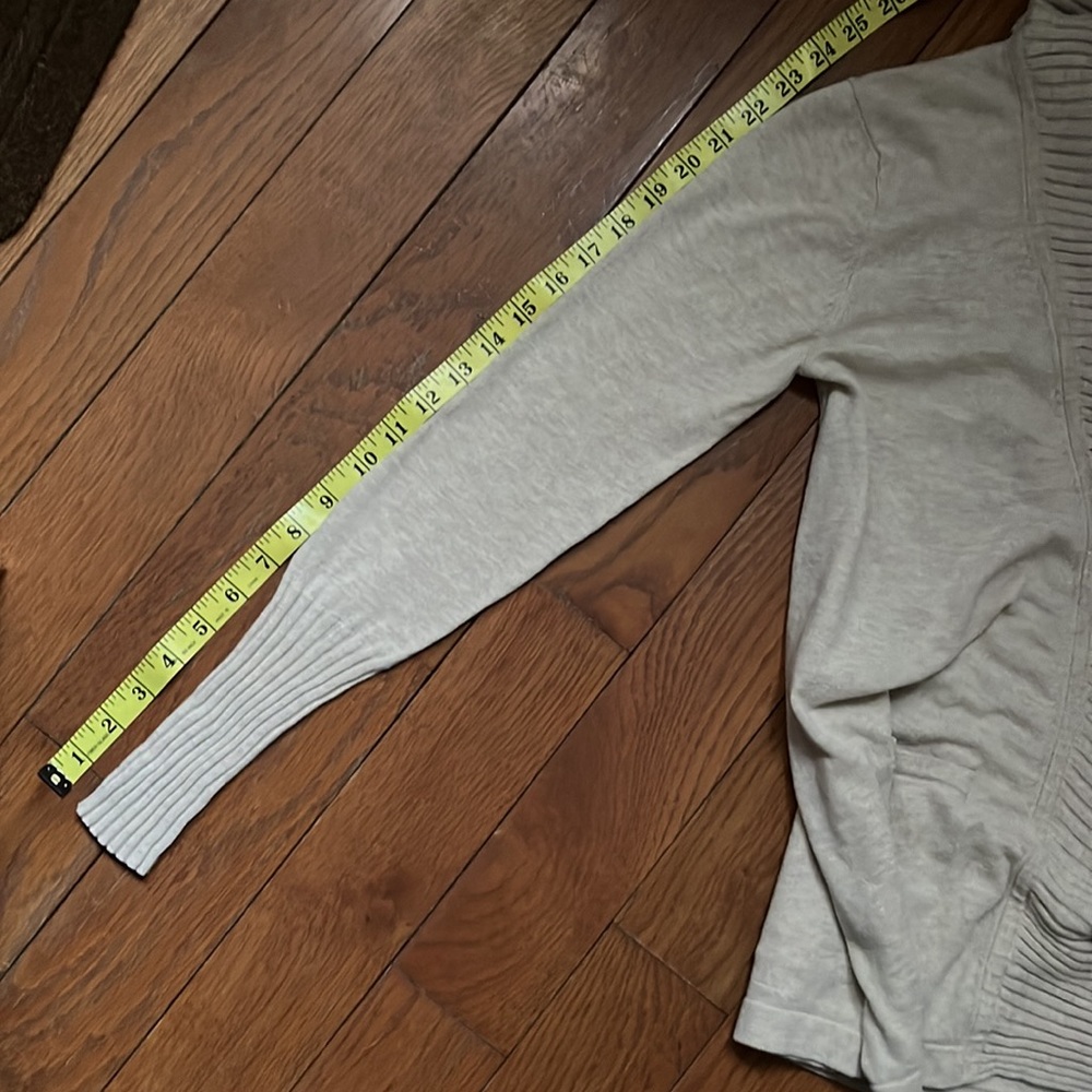 Gap cream colored waterfall cardigan size small - Picture 12 of 12